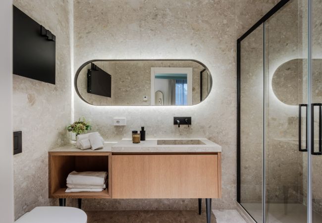 Appartamento a Lucca - Casa Silvestro Modern Spacious 3 Bedrooms Luxury Apartment inside the Walls of Lucca Appartamento a Lucca - Casa Silvestro Modern Spacious 3 Bedrooms Luxury Apartment inside the Walls of Lucca