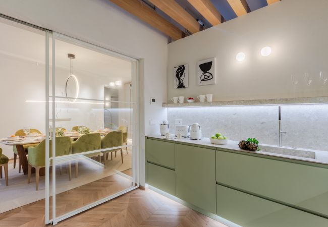 Appartamento a Lucca - Casa Silvestro Modern Spacious 3 Bedrooms Luxury Apartment inside the Walls of Lucca Appartamento a Lucca - Casa Silvestro Modern Spacious 3 Bedrooms Luxury Apartment inside the Walls of Lucca
