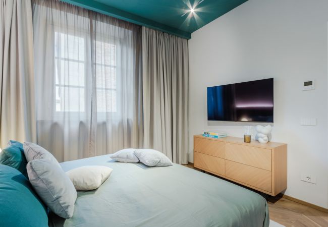 Appartamento a Lucca - Victory Penthouse Contemporary 3 Bedroom Luxury Apartment with Balcony in Lucca Appartamento a Lucca - Victory Penthouse Contemporary 3 Bedroom Luxury Apartment with Balcony in Lucca