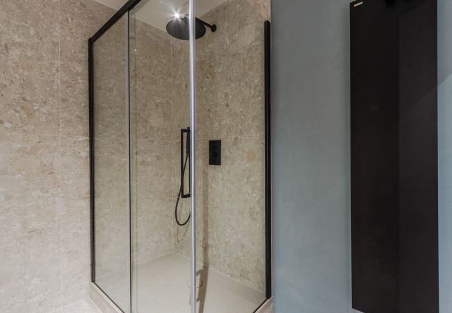 Appartamento a Lucca - Victory Penthouse Contemporary 3 Bedroom Luxury Apartment with Balcony in Lucca Appartamento a Lucca - Victory Penthouse Contemporary 3 Bedroom Luxury Apartment with Balcony in Lucca