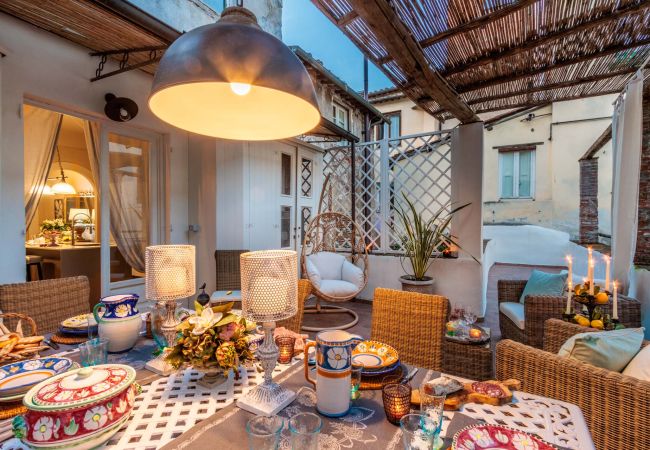 Appartamento a Lucca - Casa Celeste 3 Bedrooms Apartment with Terrace Inside Lucca Appartamento a Lucca - Casa Celeste 3 Bedrooms Apartment with Terrace Inside Lucca