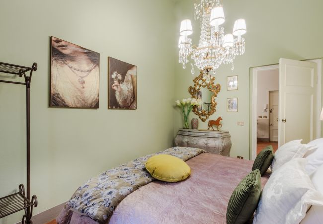 Appartamento a Lucca - Casa Celeste 3 Bedrooms Apartment with Terrace Inside Lucca Appartamento a Lucca - Casa Celeste 3 Bedrooms Apartment with Terrace Inside Lucca