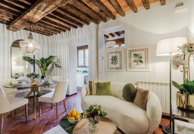  a Lucca - Casa Genny convenient 1 bedroom apartment inside the walls of Lucca