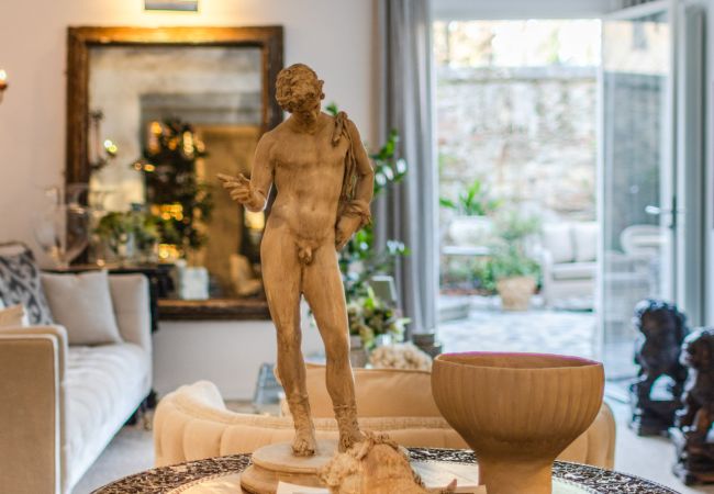 Appartamento a Lucca - Luxury Home, Private Garden and Jacuzzi inside Lucca Appartamento a Lucca - Luxury Home, Private Garden and Jacuzzi inside Lucca