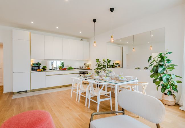 Appartamento a Lucca - Casa Daria, Modern 4 Bedrooms Apartment inside the Walls of Lucca Appartamento a Lucca - Casa Daria, Modern 4 Bedrooms Apartment inside the Walls of Lucca