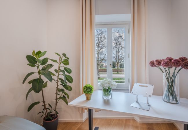 Appartamento a Lucca - Casa Daria, Modern 4 Bedrooms Apartment inside the Walls of Lucca Appartamento a Lucca - Casa Daria, Modern 4 Bedrooms Apartment inside the Walls of Lucca