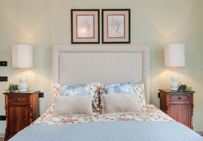 Appartamento a Lucca - Modern 3 Bedrooms Apartment with Terrace inside the Walls of Lucca Appartamento a Lucca - Modern 3 Bedrooms Apartment with Terrace inside the Walls of Lucca