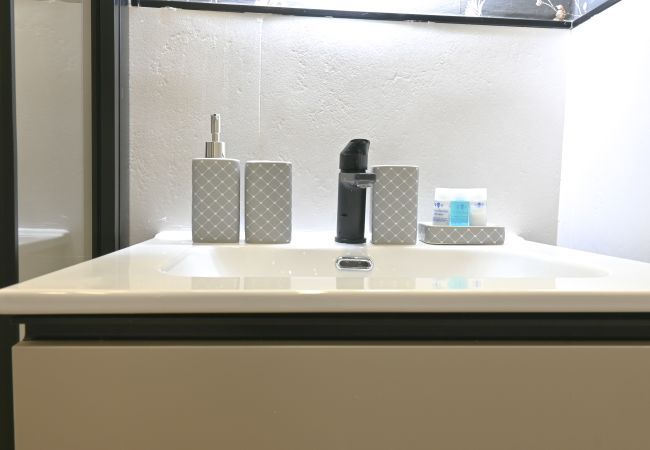 Appartamento a Madrid - Amplia Casa de 3 Dormitorios: Vive la Naturaleza a Pasos de Casa y Campo. Temporal Appartamento a Madrid - Amplia Casa de 3 Dormitorios: Vive la Naturaleza a Pasos de Casa y Campo. Temporal