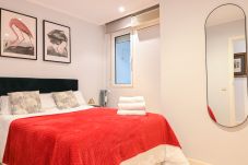 Appartamento a Madrid - Apartamento Espacioso de Tres Dormitorios a pocos minutos del Bernabeu en Madrid 