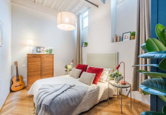 Appartamento a Lucca - GARDEN VISTA Charming 2 Bedrooms 2 Bathrooms Apartment inside the Walls of Lucca Appartamento a Lucca - GARDEN VISTA Charming 2 Bedrooms 2 Bathrooms Apartment inside the Walls of Lucca