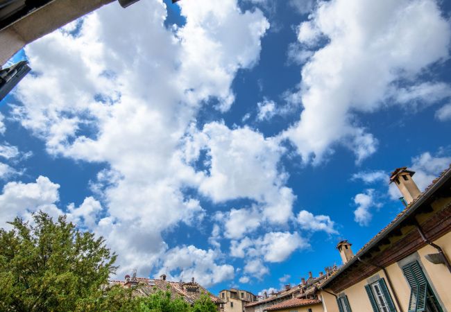 Appartamento a Lucca - GARDEN VISTA Charming 2 Bedrooms 2 Bathrooms Apartment inside the Walls of Lucca Appartamento a Lucca - GARDEN VISTA Charming 2 Bedrooms 2 Bathrooms Apartment inside the Walls of Lucca