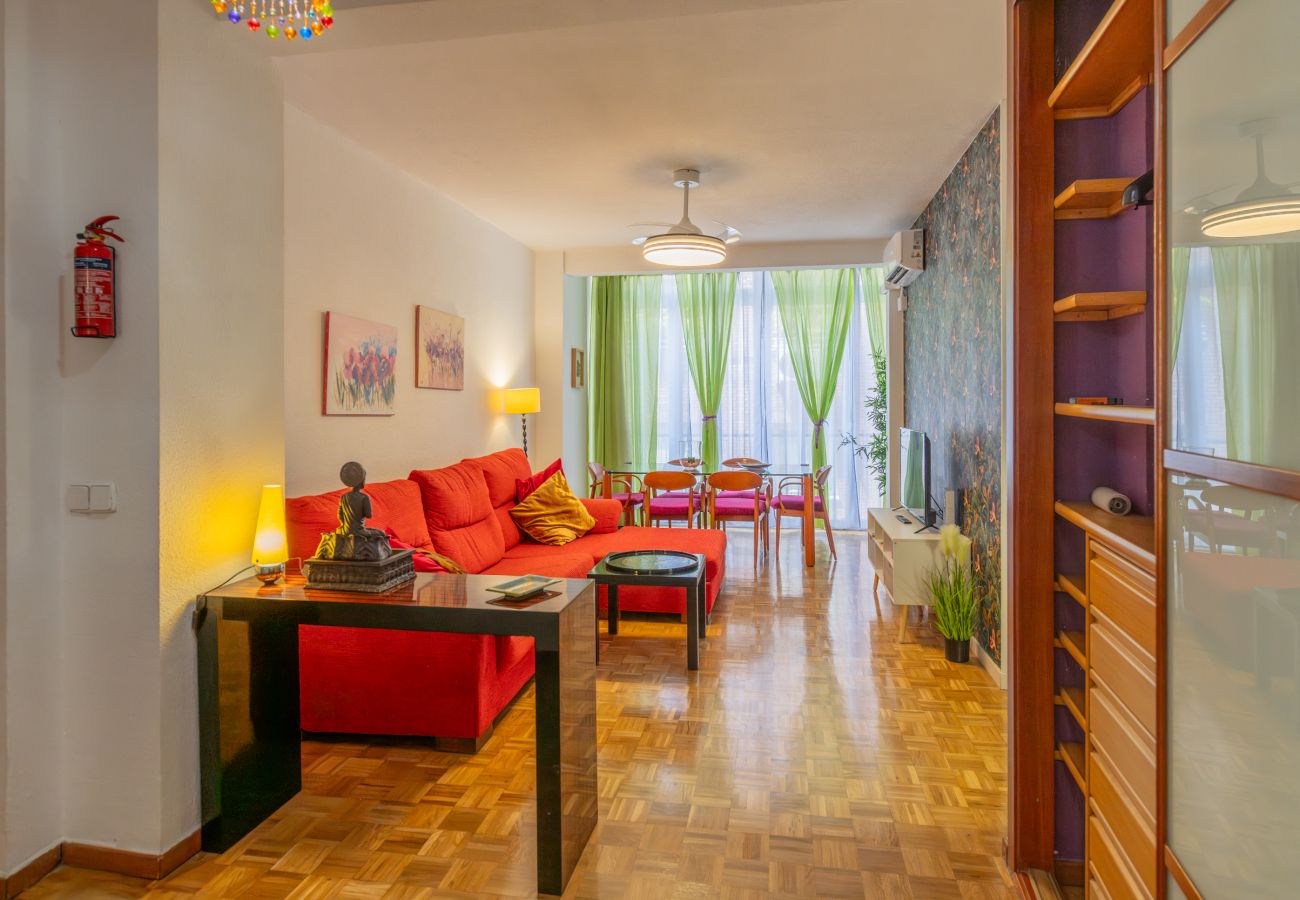 Appartamento a Madrid - Amplio apartamento de tres dormitorios en Arganzuela .Temporal