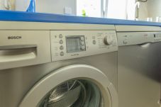 Appartamento a Madrid - Amplio apartamento de tres dormitorios en Arganzuela  VDP17