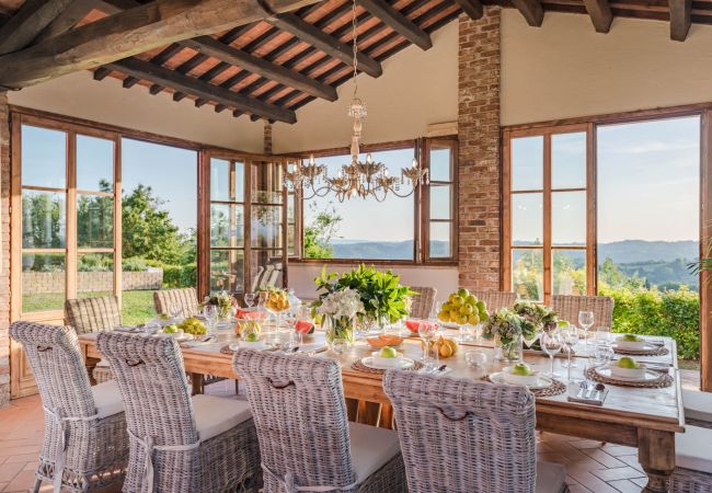 Villa a San Miniato - Villa San Miniato Corniano: Iconic 5 Bedrooms Farmhouse with Pool Villa a San Miniato - Villa San Miniato Corniano: Iconic 5 Bedrooms Farmhouse with Pool