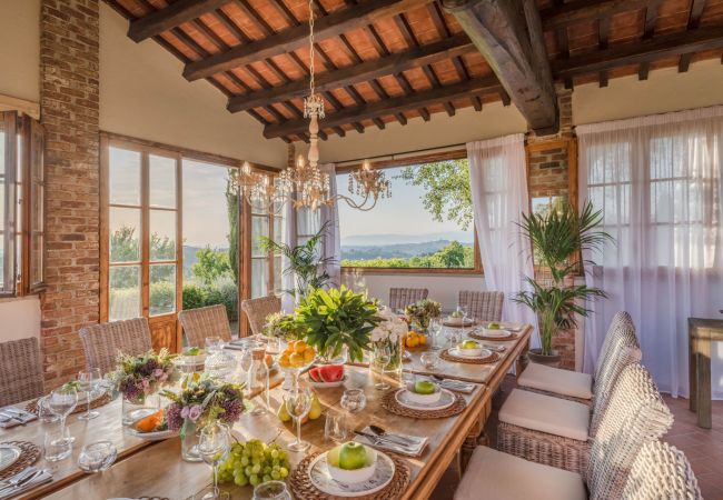 Villa a San Miniato - Villa San Miniato Corniano: Iconic 5 Bedrooms Farmhouse with Pool Villa a San Miniato - Villa San Miniato Corniano: Iconic 5 Bedrooms Farmhouse with Pool