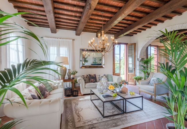 Villa a San Miniato - Villa San Miniato Corniano: Iconic 5 Bedrooms Farmhouse with Pool Villa a San Miniato - Villa San Miniato Corniano: Iconic 5 Bedrooms Farmhouse with Pool