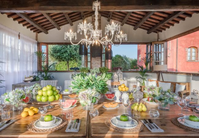 Villa a San Miniato - Villa San Miniato Corniano: Iconic 5 Bedrooms Farmhouse with Pool Villa a San Miniato - Villa San Miniato Corniano: Iconic 5 Bedrooms Farmhouse with Pool