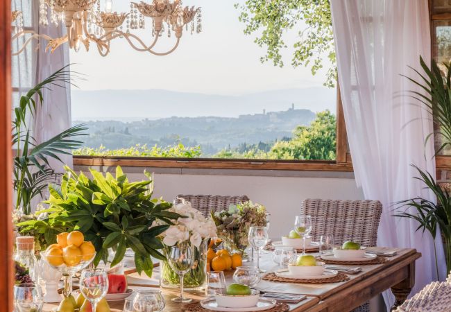 Villa a San Miniato - Villa San Miniato Corniano: Iconic 5 Bedrooms Farmhouse with Pool Villa a San Miniato - Villa San Miniato Corniano: Iconic 5 Bedrooms Farmhouse with Pool