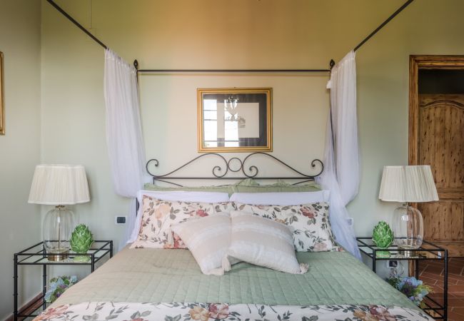 Villa a San Miniato - Villa San Miniato Corniano: Iconic 5 Bedrooms Farmhouse with Pool Villa a San Miniato - Villa San Miniato Corniano: Iconic 5 Bedrooms Farmhouse with Pool