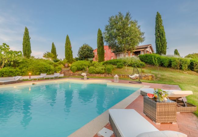 Villa a San Miniato - Villa San Miniato Corniano: Iconic 5 Bedrooms Farmhouse with Pool Villa a San Miniato - Villa San Miniato Corniano: Iconic 5 Bedrooms Farmhouse with Pool