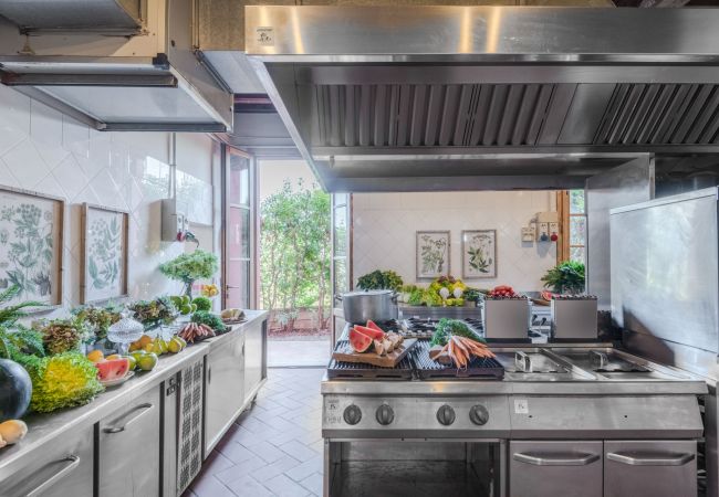 Villa a San Miniato - Villa San Miniato Corniano: Iconic 5 Bedrooms Farmhouse with Pool Villa a San Miniato - Villa San Miniato Corniano: Iconic 5 Bedrooms Farmhouse with Pool