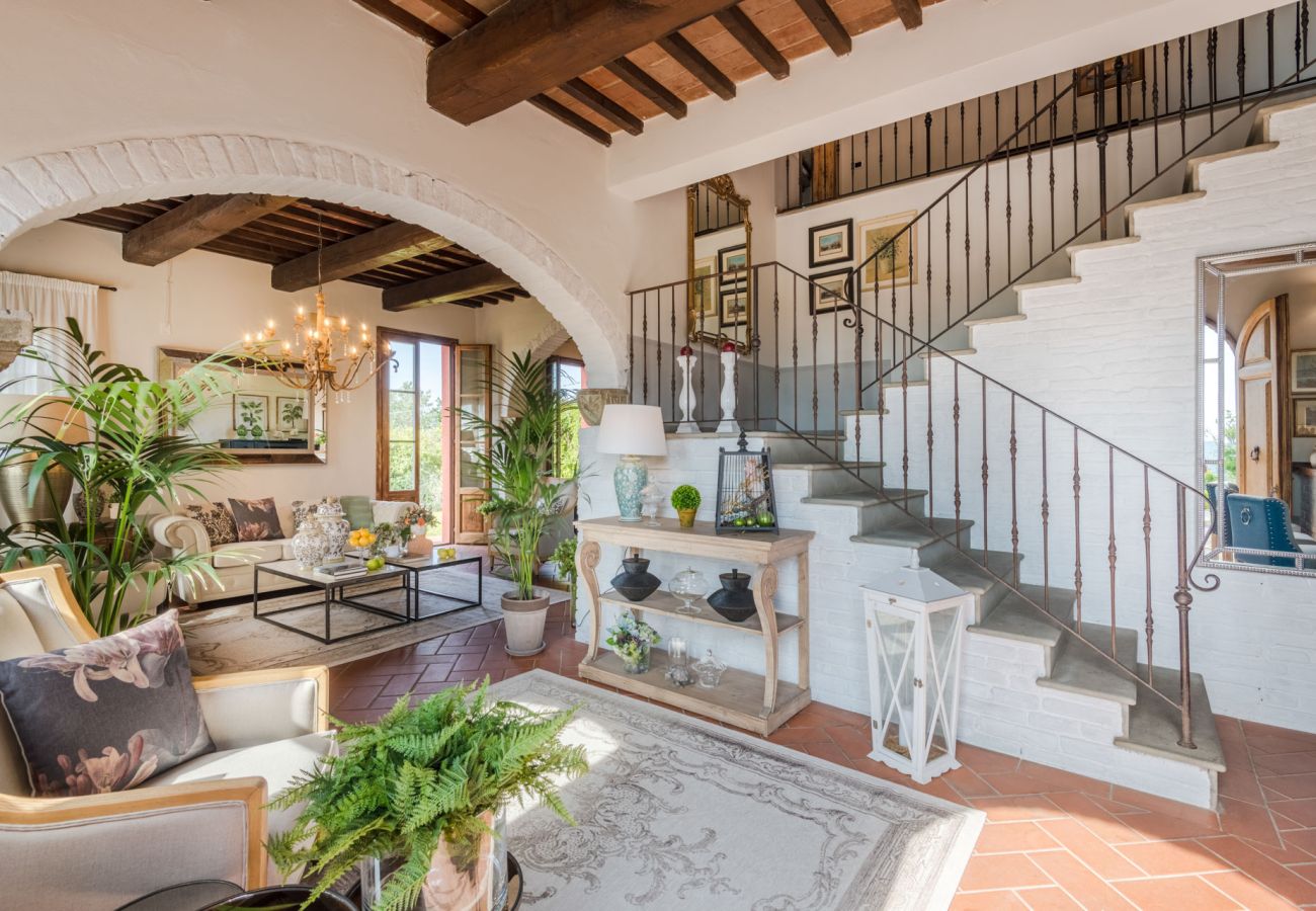 Villa a San Miniato - Villa San Miniato Corniano: Iconic 5 Bedrooms Farmhouse with Pool Villa a San Miniato - Villa San Miniato Corniano: Iconic 5 Bedrooms Farmhouse with Pool