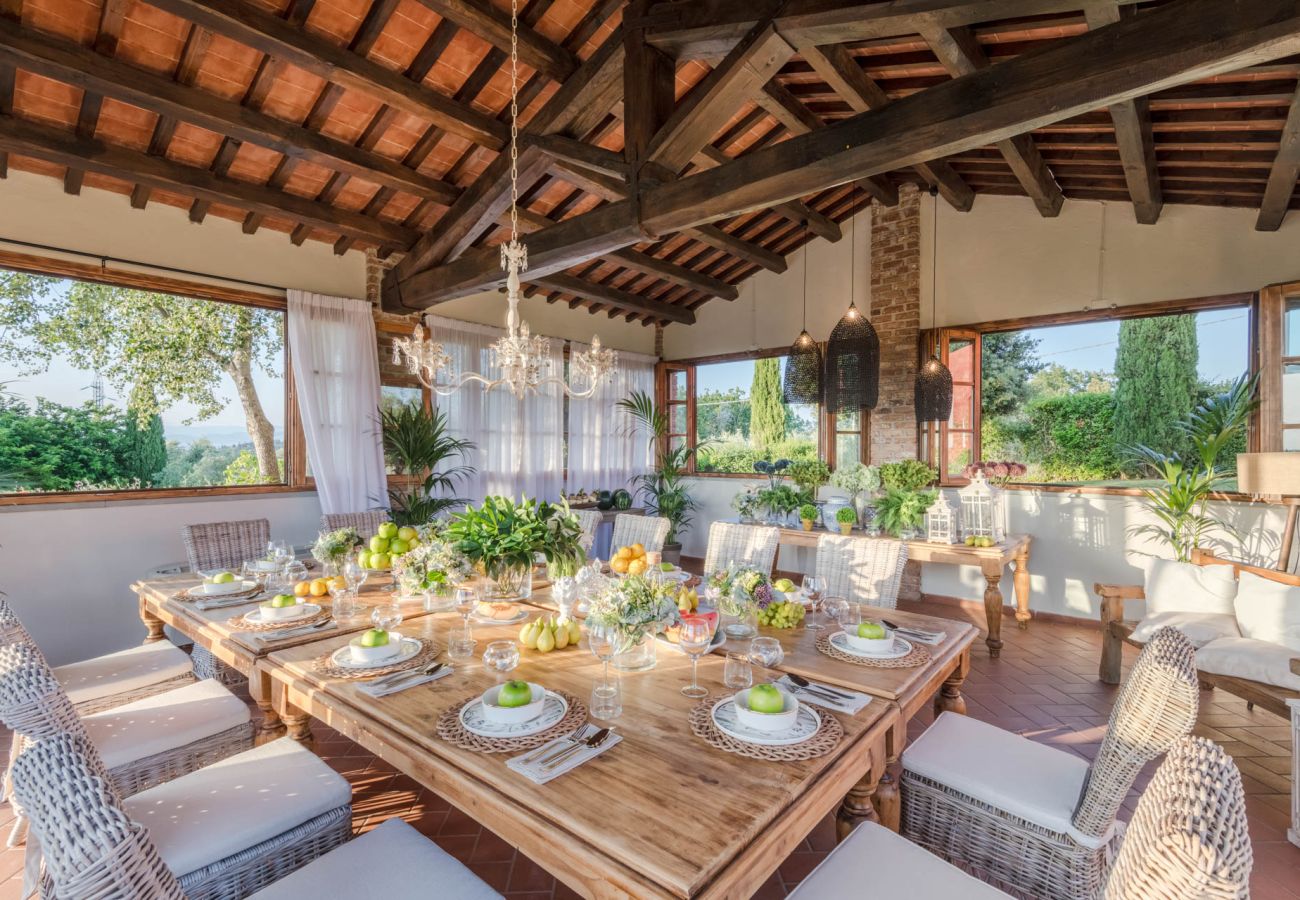 Villa a San Miniato - Villa San Miniato Corniano: Iconic 5 Bedrooms Farmhouse with Pool Villa a San Miniato - Villa San Miniato Corniano: Iconic 5 Bedrooms Farmhouse with Pool