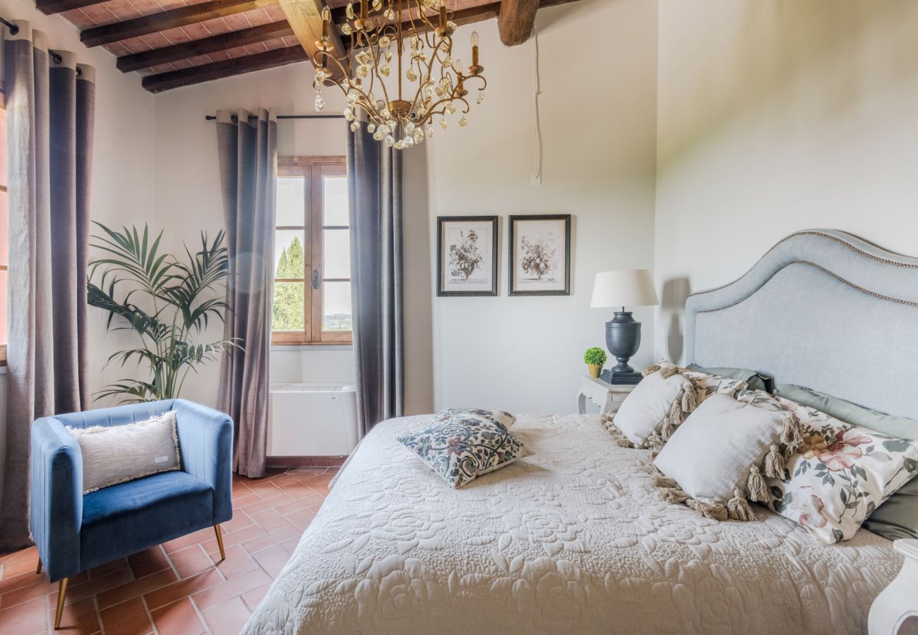 Villa a San Miniato - Villa San Miniato Corniano: Iconic 5 Bedrooms Farmhouse with Pool Villa a San Miniato - Villa San Miniato Corniano: Iconic 5 Bedrooms Farmhouse with Pool