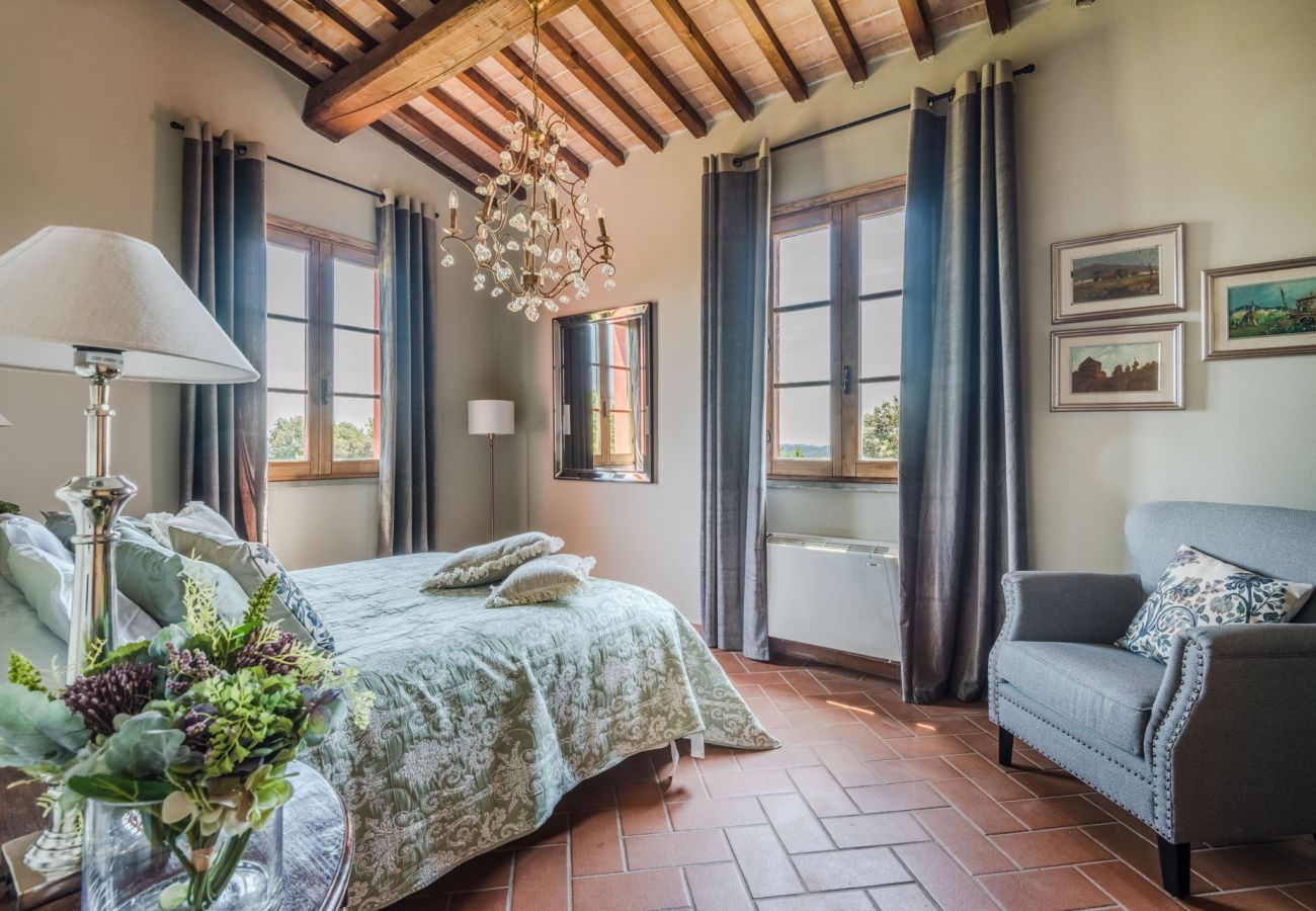 Villa a San Miniato - Villa San Miniato Corniano: Iconic 5 Bedrooms Farmhouse with Pool Villa a San Miniato - Villa San Miniato Corniano: Iconic 5 Bedrooms Farmhouse with Pool