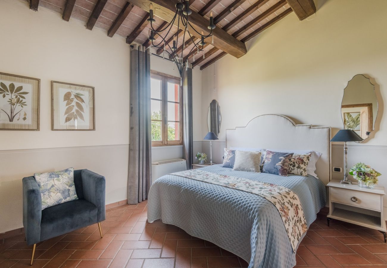 Villa a San Miniato - Villa San Miniato Corniano: Iconic 5 Bedrooms Farmhouse with Pool Villa a San Miniato - Villa San Miniato Corniano: Iconic 5 Bedrooms Farmhouse with Pool