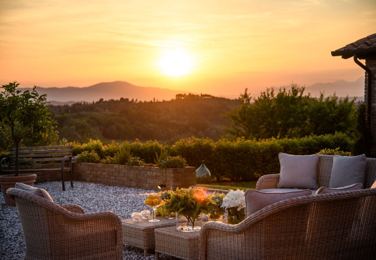 Villa a San Miniato - Villa San Miniato Corniano: Iconic 5 Bedrooms Farmhouse with Pool Villa a San Miniato - Villa San Miniato Corniano: Iconic 5 Bedrooms Farmhouse with Pool