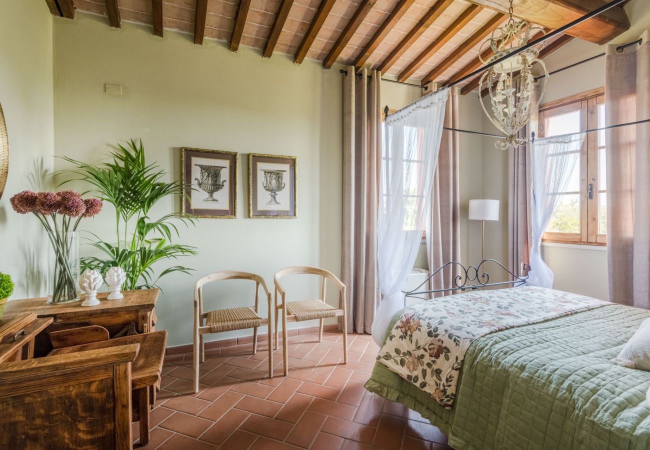 Villa a San Miniato - Villa San Miniato Corniano: Iconic 5 Bedrooms Farmhouse with Pool Villa a San Miniato - Villa San Miniato Corniano: Iconic 5 Bedrooms Farmhouse with Pool