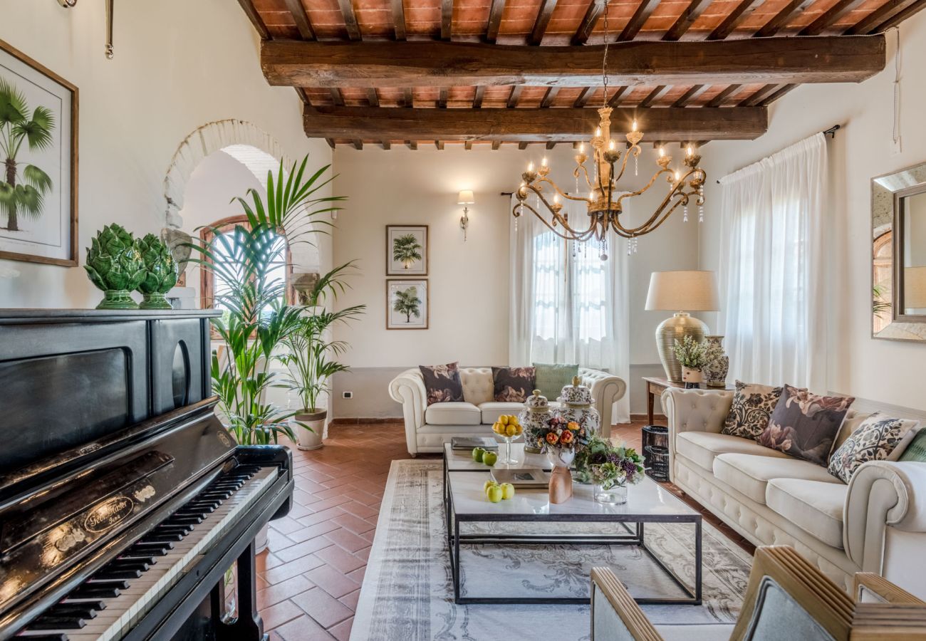 Villa a San Miniato - Villa San Miniato Corniano: Iconic 5 Bedrooms Farmhouse with Pool Villa a San Miniato - Villa San Miniato Corniano: Iconic 5 Bedrooms Farmhouse with Pool