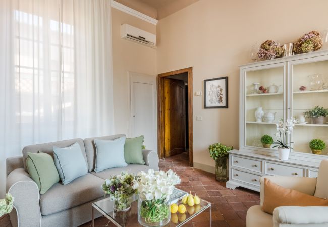 Appartamento a Lucca - Smart apartment with view in a central Lucca location Appartamento a Lucca - Smart apartment with view in a central Lucca location