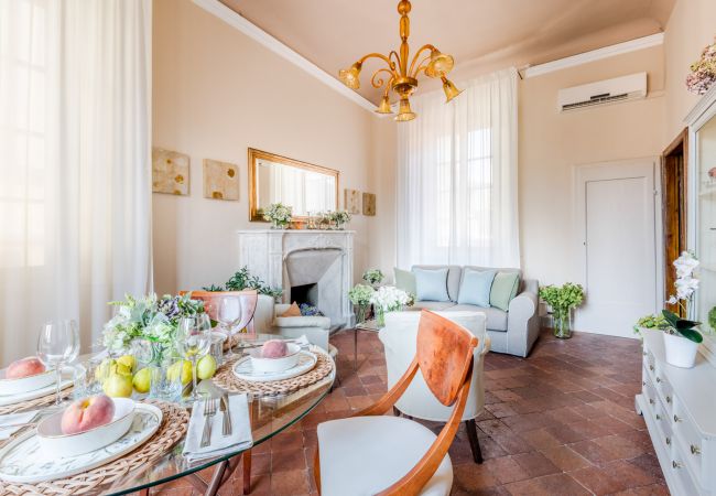 Appartamento a Lucca - Smart apartment with view in a central Lucca location Appartamento a Lucca - Smart apartment with view in a central Lucca location