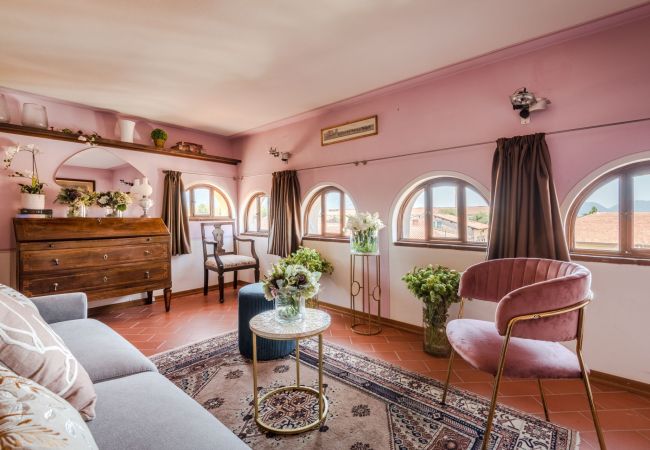 Appartamento a Lucca - Panoramic penthouse with views and elevator in Lucca Appartamento a Lucca - Panoramic penthouse with views and elevator in Lucca