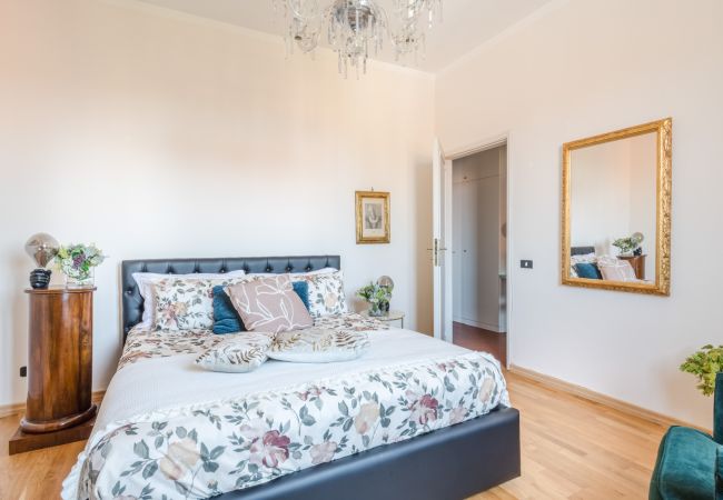 Appartamento a Lucca - Panoramic penthouse with views and elevator in Lucca Appartamento a Lucca - Panoramic penthouse with views and elevator in Lucca