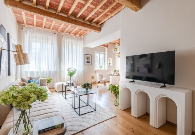 Appartamento a Lucca - Contemporary 2 Bedrooms 2 Bathrooms Apartment Appartamento a Lucca - Contemporary 2 Bedrooms 2 Bathrooms Apartment