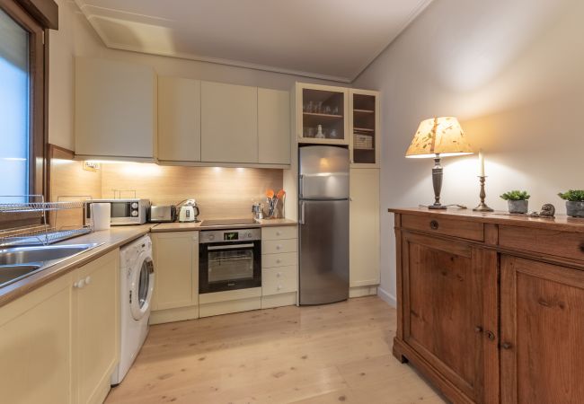  a Bilbao - Gaztelu by People Rentals apartment