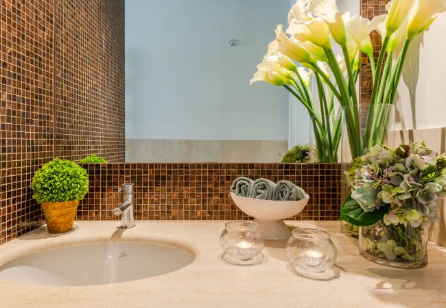 Appartamento a Lucca - The City Terrace Apartment: smart 2 bedrooms in Lucca Appartamento a Lucca - The City Terrace Apartment: smart 2 bedrooms in Lucca