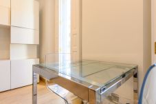 Appartamento a Madrid - Encanto y comodidad en el corazón de Madrid 