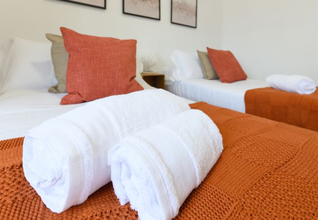 Appartamento a Madrid - Charmartin 4 Torres: 2 dormitorios ideal para familias y viajeros de negocios .Temporal Appartamento a Madrid - Charmartin 4 Torres: 2 dormitorios ideal para familias y viajeros de negocios .Temporal