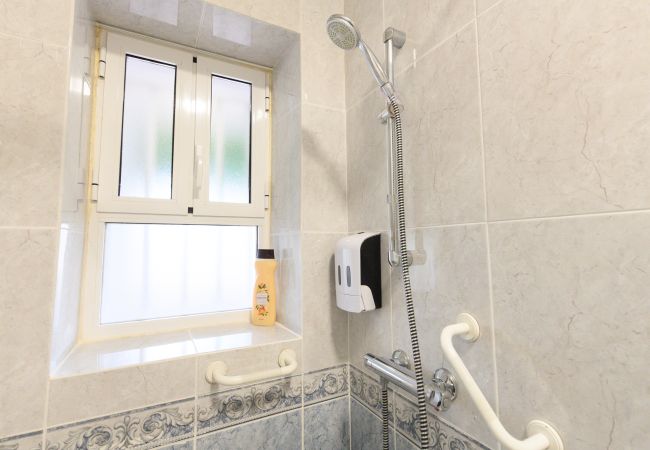 Appartamento a Madrid - Charmartin 4 Torres: 2 dormitorios ideal para familias y viajeros de negocios .Temporal Appartamento a Madrid - Charmartin 4 Torres: 2 dormitorios ideal para familias y viajeros de negocios .Temporal