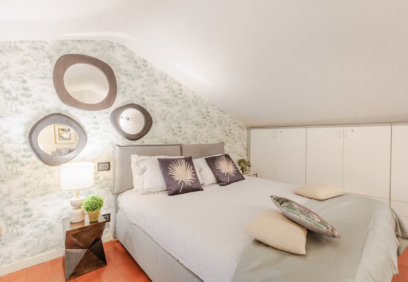 Appartamento a Lucca - Smart Penthouse with Views over Amphiteatre Square Appartamento a Lucca - Smart Penthouse with Views over Amphiteatre Square