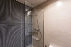 Appartamento a Madrid - Encantador piso de 1 dormitorio_ Gym _Urbanización cerrada _ Madrid