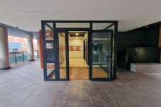 Appartamento a Madrid - Encantador piso de 1 dormitorio_ Gym _Urbanización cerrada _ Madrid