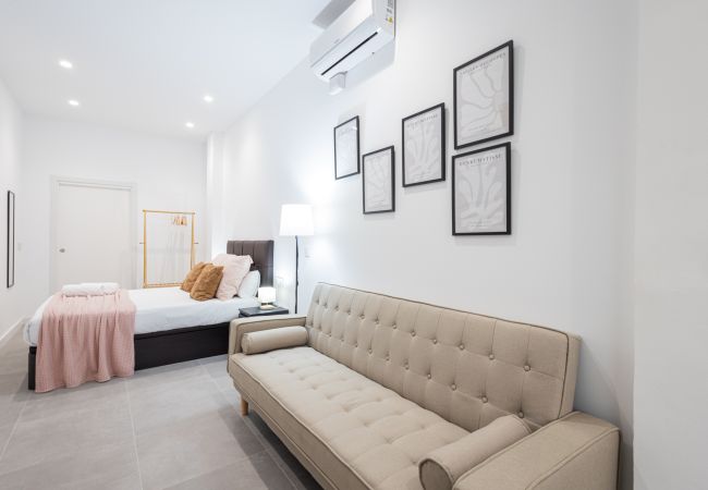  a Valencia - The Campanar Apartment 01 by Florit Flats