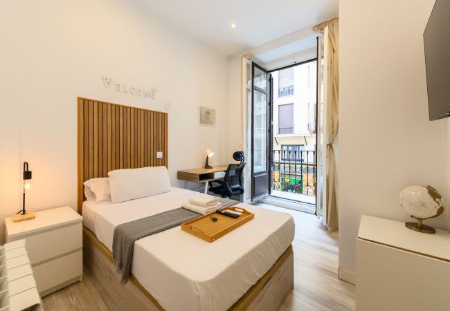 a Madrid - Ámsterdam: habitación con comodidad y zonas compartidas Gran Vía-Madrid