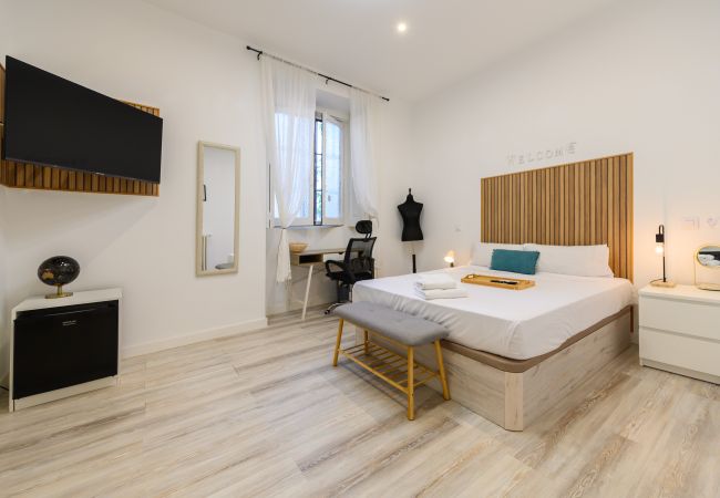  a Madrid - Madrid: habitación con comodidad y zonas compartidas- Gran Vía