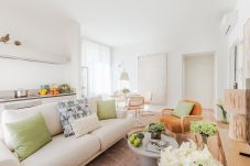 Appartamento a Lucca - Modern Elegance inside Lucca Walls – with Terrace